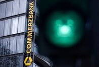 コメルツ銀ＣＥＯ、ウニクレディトとの協議表明　国境超えた統合へ道