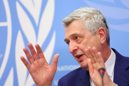 国連難民高等弁務官事務所（ＵＮＨＣＲ）のグランディ難民高等弁務官（写真）は６日、ウクライナから近隣諸国への避難民が１０日間で１５０万人以上になったと明らかにした。３月１日、スイスのジュネーブで撮影（２０２２年　ロイター/Denis Balibouse）