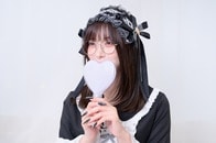 推し活の危険性...お金ではなく、推しによる自己肯定感が実は危うい