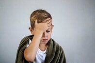 【クイズ】2000〜20年の20年間で小児に倍増している病気は？