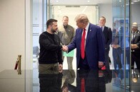 トランプはウクライナを見捨てるのか── ゼレンスキー苦渋の祝福、それもいち早く