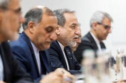 イラン、濃縮ウランの米移送「選択肢でない」　米と見解食い違い