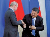 こびる習近平をプーチンは冷笑？　中国・ロシア「対米共同戦線」の同床異夢