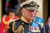 チャールズやヘンリーの醜聞どころじゃない、英王室を脅かす「最大の危険」