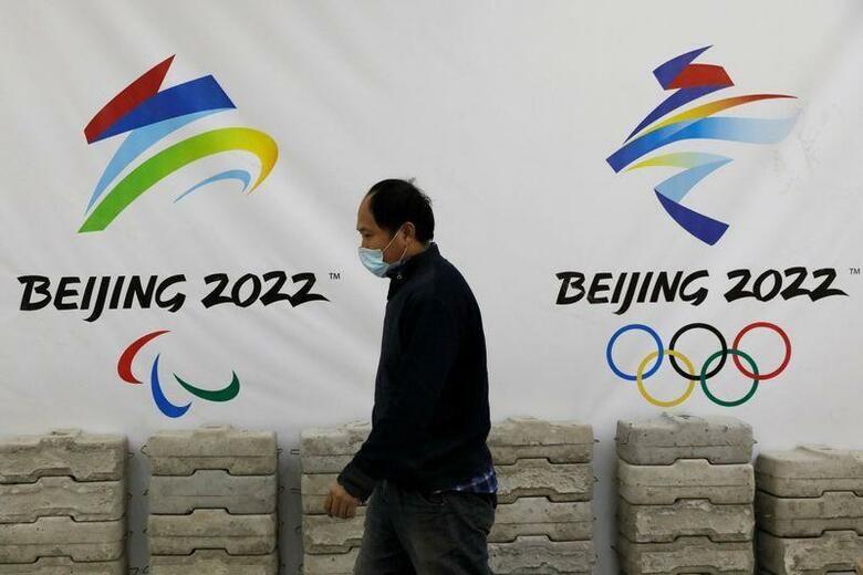 米ホワイトハウスのサキ報道官は、2022年に開催される北京冬季五輪への米国の参加を巡り「最終決定していない」と明らかにした。写真は北京五輪のロゴ。北京で1月撮影（2021年　ロイター/Tingshu Wang）