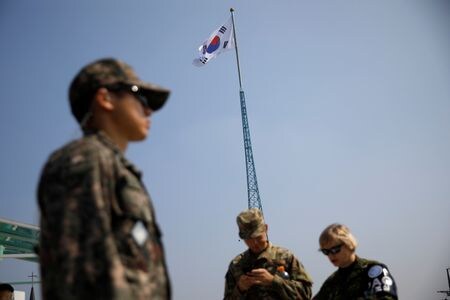 韓国外務省は１９日、ロシア大使を呼び出し、ロシアが北朝鮮との軍事協力を行わないよう要請した。２０１９年９月撮影（２０２３年　ロイター/Kim Hong-Ji/File photo）
