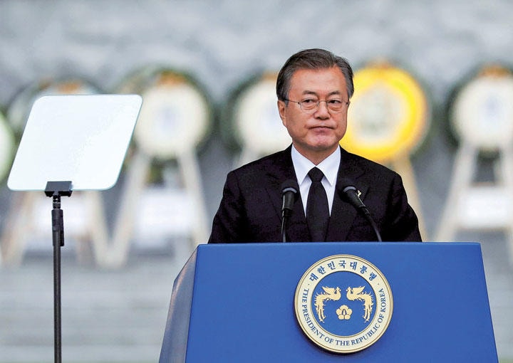 文が大統領になって以降、脱北者の保護・支援がずさんになったと批判されている　KIM HONG-JI-REUTERS