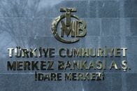 トルコ中銀、26年インフレ率見通し28％に上げ　レポ再開検討