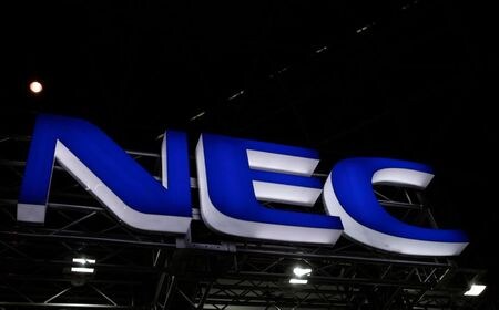 　１０月５日、ＮＥＣは、スイスの大手金融ソフトウエア企業アバロクを所有する持ち株会社を約２３６０億円で買収すると発表した。写真は２０１２年５月、東京の無線通信技術の展示会で撮影（２０２０年　ロイター/Issei Kato）
