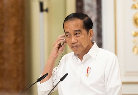 ７月２１日、中国外務省はインドネシアのジョコ・ウィドド大統領（写真）が２５─２６日に中国を訪問すると発表した。ウクライナ・キーウで６月撮影。ウクライナ大統領府提供（２０２２年　ロイター）