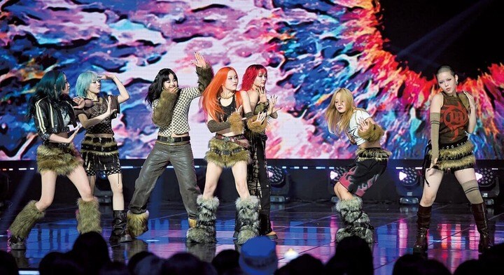 韓国MBCMの音楽番組に出演したXG