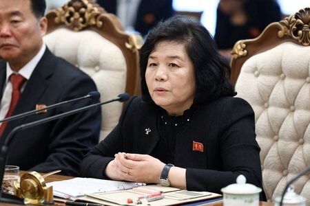 北朝鮮の崔善姫外相は、ロシアとの関係拡大は北朝鮮の「揺るぎない意志」と表明した。北朝鮮国営の朝鮮中央通信（ＫＣＮＡ）が報じた。１０月１９日、平壌で撮影（２０２３年　ロイター/Russian Foreign Ministry/Handout via REUTERS）