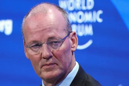 　欧州中央銀行（ＥＣＢ）理事会メンバーのクノット・オランダ中銀総裁は９日、トランプ米政権の広範な関税について、長期的にはスタグフレーション・ショックを引き起こす可能性が高いとの認識を示した。１月、世界経済フォーラム年次総会（ダボス会議）で撮影（２０２５年　ロイター／Yves Herman）