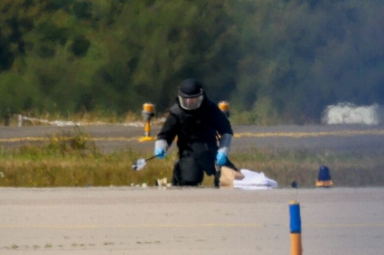 8月5日に爆発物を積んだドローン（無人機）が見つかった、独東部ライプチヒ・ハレ空港。REUTERS/Axel Schmidt