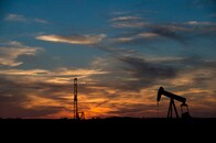 米国産原油・輸出解禁の価格インパクト