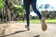 なぜ運動で寿命が延びるのか？...ホルミシスと「タンパク質のリサイクル」の仕組み