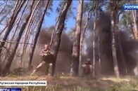 【動画】ロシア国営テレビ、ウクライナ激戦地を取材中に目の前で大爆発...爆撃を受け1人死亡　「緊迫の映像」を公開