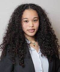 JBIC資源ファイナンス部門 鉱物資源部 係員　オタイベ ジェニファー舞