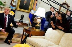 トランプ大統領、ＮＢＣ記者への「叱責または処罰」を連邦通信委に要求