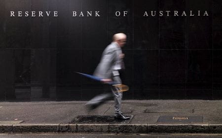 　１１月３日、オーストラリア準備銀行は、政策金利のオフィシャルキャッシュレートを２．０％に据え置くことを決定した。写真はシドニーの本店（２０１５年　ロイター/Jason Reed）