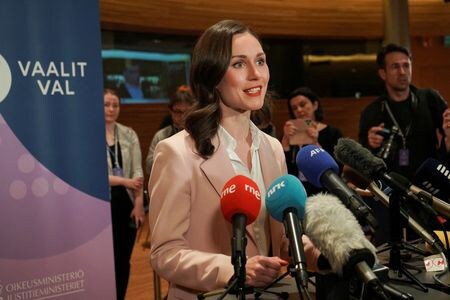 　５月１０日、フィンランドのサンナ・マリン首相は、夫のライコネン氏と共に離婚届を提出したと明らかにした。写真は４月にヘルシンキで撮影（２０２３年　ロイター／Essi Lehto）