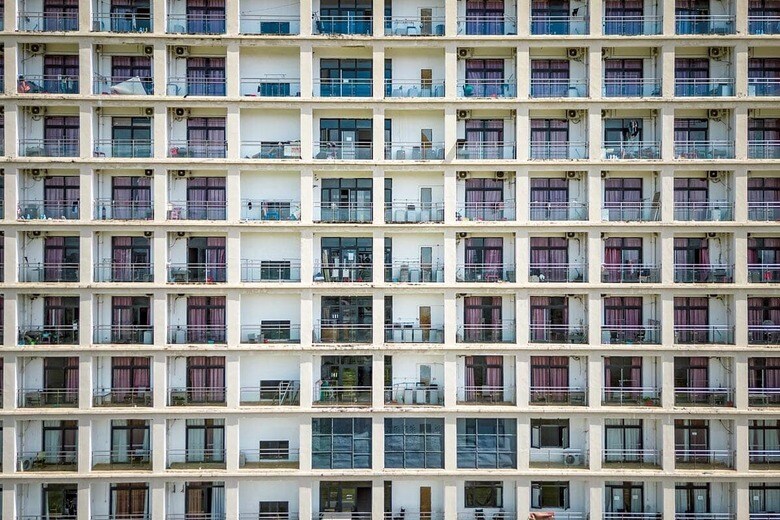 カンボジア南西部の詐欺拠点とされるビル　ROUN RY