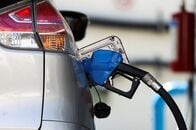 米ガソリン小売価格、約4年ぶり高水準　原油高続けば一段の上昇も