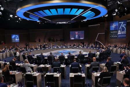 フランス、ドイツ、イタリア、ポーランドの欧州４カ国は１１日、射程距離が５００キロメートルを超える長距離の地上発射型巡航ミサイルを共同開発する意向表明書に署名した。（２０２４年　ロイター/Yves Herman）