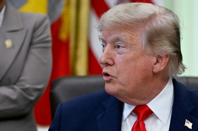写真はトランプ米大統領。2026年6月11日、ホワイトハウスの大統領執務室で撮影。REUTERS/Daniel Heuer
