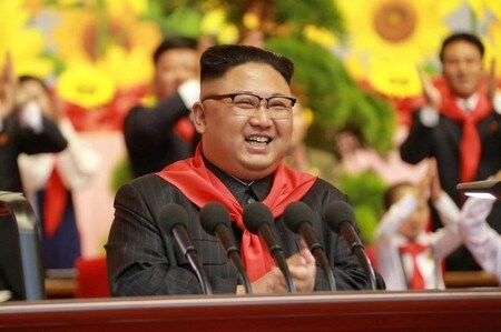 　６月９日、北朝鮮国営の朝鮮中央通信（ＫＣＮＡ）は、金正恩朝鮮労働党委員長（写真）が、新しく開発された地対艦ミサイルの発射実験を指揮したと報じた。提供写真（２０１７年　ロイター/KCNA）