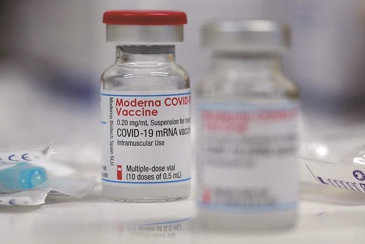 ウイルスの遺伝情報とタンパク質に着目したmRNAワクチンは、新型コロナだけでなく癌治療や再生医療の分野でも期待されている　KAI PFAFFENBACHｰREUTERS