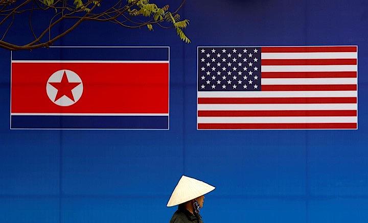 トランプ米大統領と北朝鮮の金正恩朝鮮労働党委員長は27日にベトナムの首都ハノイで2度目の首脳会談を行う。25日撮影（2019年　ロイター/Kim Kyung-Hoon）