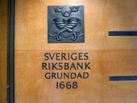 スウェーデン中銀が金利据え置き、低インフレ・低成長で政策調整急がず