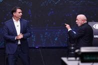 ブラジル大統領選、初討論で非難の応酬　ルラ・ボルソナロ両氏