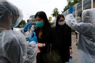 マスク姿のアジア人女性がニューヨークで暴行受ける