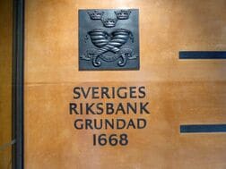 スウェーデン中銀が金利据え置き、インフレリスク高まるとも指摘