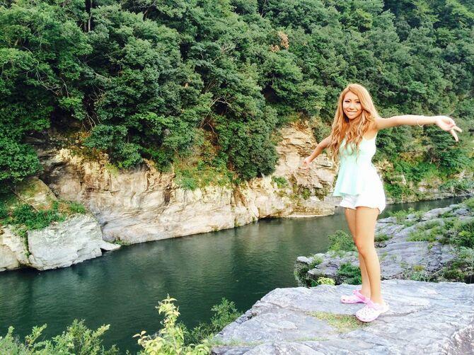 ギャルの派手な髪型やメイクは自分を守るためでもあった