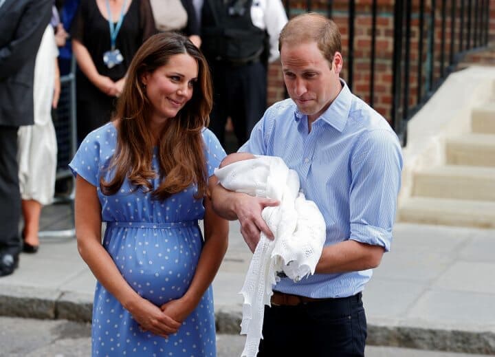 ジョージ王子誕生時のキャサリン妃