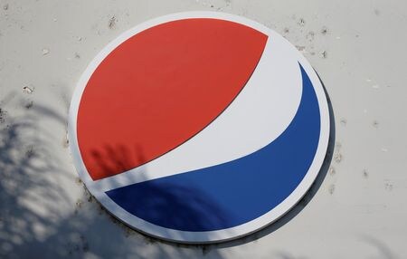 米食品・飲料大手ペプシコは、ベトナムに再生可能エネルギーで稼働する２工場を建設するため、４億ドルを追加投資する。資料写真、２０１７年7月撮影（２０２４年　ロイター／Mario Anzuoni）
