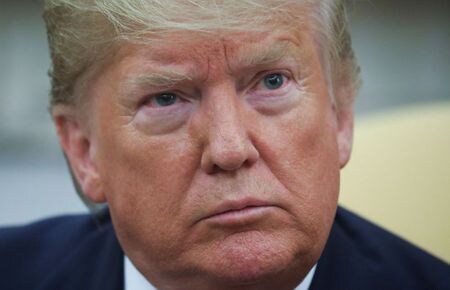 トランプ米大統領は弾劾訴追されるアメリカ史上３人目の大統領となる見通しだ。野党民主党が多数を占める下院本会議は今週、トランプ氏弾劾訴追状案を採決する。写真は１３日、ワシントンで撮影（２０１９年　ロイター/Jonathan Ernst）