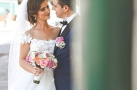 「これは困るよ...」結婚式当日にフォトグラファーの前に現れた「強力すぎるライバル」にSNS爆笑