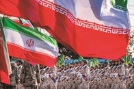 ヒドラのように生き延びる...イランを支配する「革命防衛隊」の正体