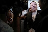 米国務長官､日韓に対立解消促す方針　バンコクで3者会談も