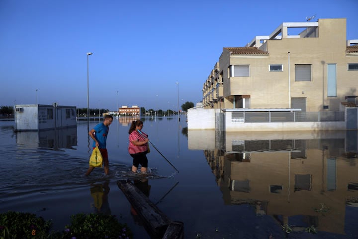 9月、スペイン南東部は過去100年で最大の豪雨に見舞われた...... 　Susana Vera-REUTERS