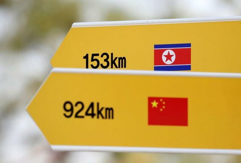 北朝鮮の経済代表団が今週にも北京を訪問し、食料供給や通商問題について協議すると、匿名の関係者2人がロイターに明らかにした。韓国・パジュで2018年4月撮影（2020年　ロイター/KIM HONG-JI）