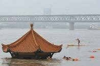 中国･長江流域､豪雨で氾濫警報　三峡ダムは警戒水位3.5m超える