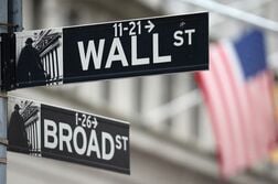米国株式市場＝急反落、ナスダックは6月以来の下落率　ＡＩ投資に懸念