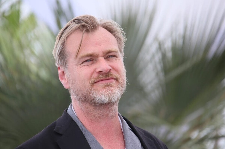 クリストファー・ノーラン監督　Denis Makarenko-Unsplash