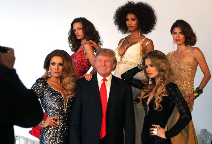 トランプには和平交渉より美人コンテストがお似合い（2011年）　Jamie Fine-REUTERS