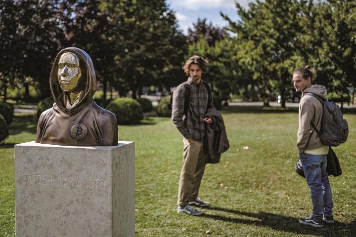 JANOS KUMMER/GETTY IMAGES